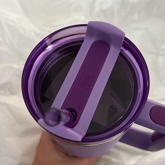 NEW Stanley x Olivia Rodrigo 40 oz Tumbler - Picture 7 of 14